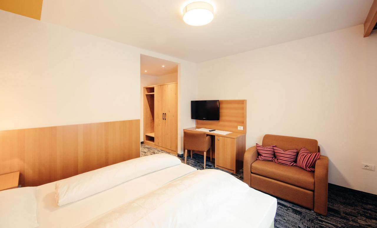 Hotel Ludwigshof Truden Zimmer foto